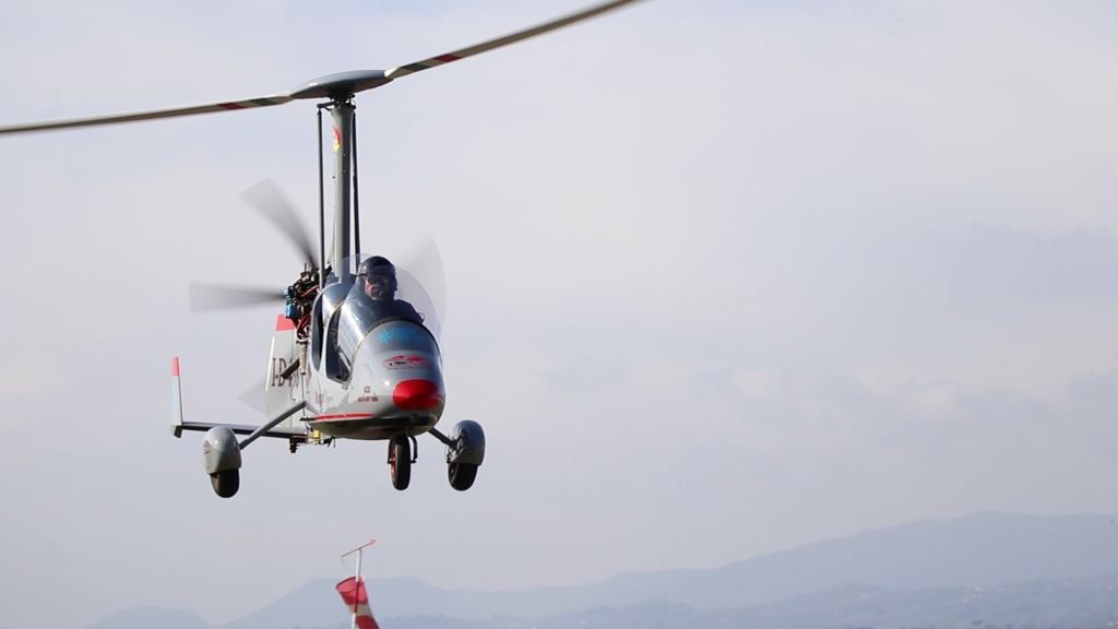 Franco Italiano, il 63enne di Santa Venerina che sorvolerà l’Etna Franco Italiano, il 63enne di Santa Venerina che sorvolerà l’Etna