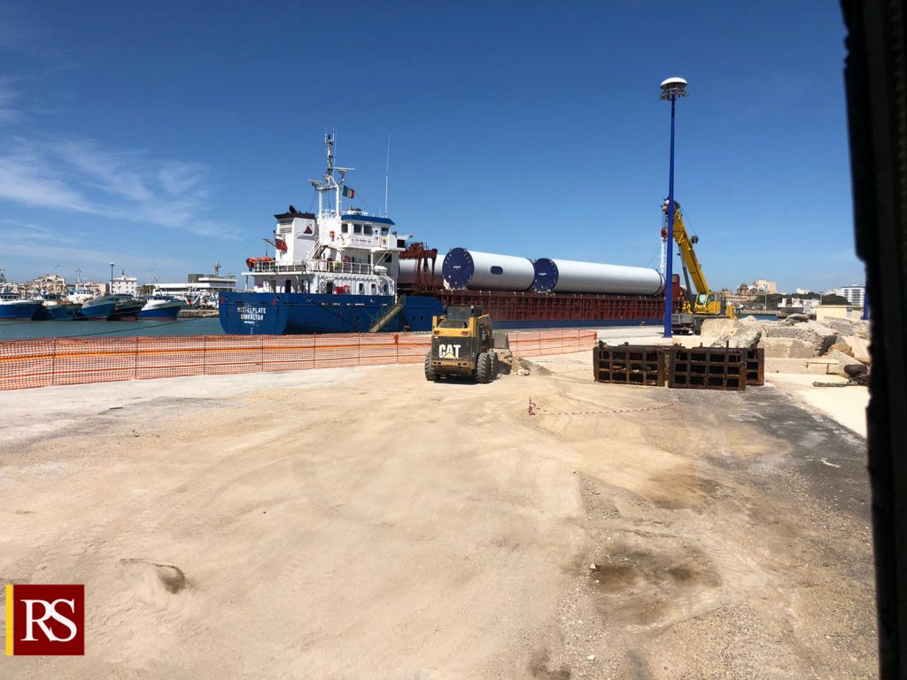 Lavori al porto di Mazara, collegamento con Pantelleria più vicino Lavori al porto di Mazara, collegamento con Pantelleria più vicino