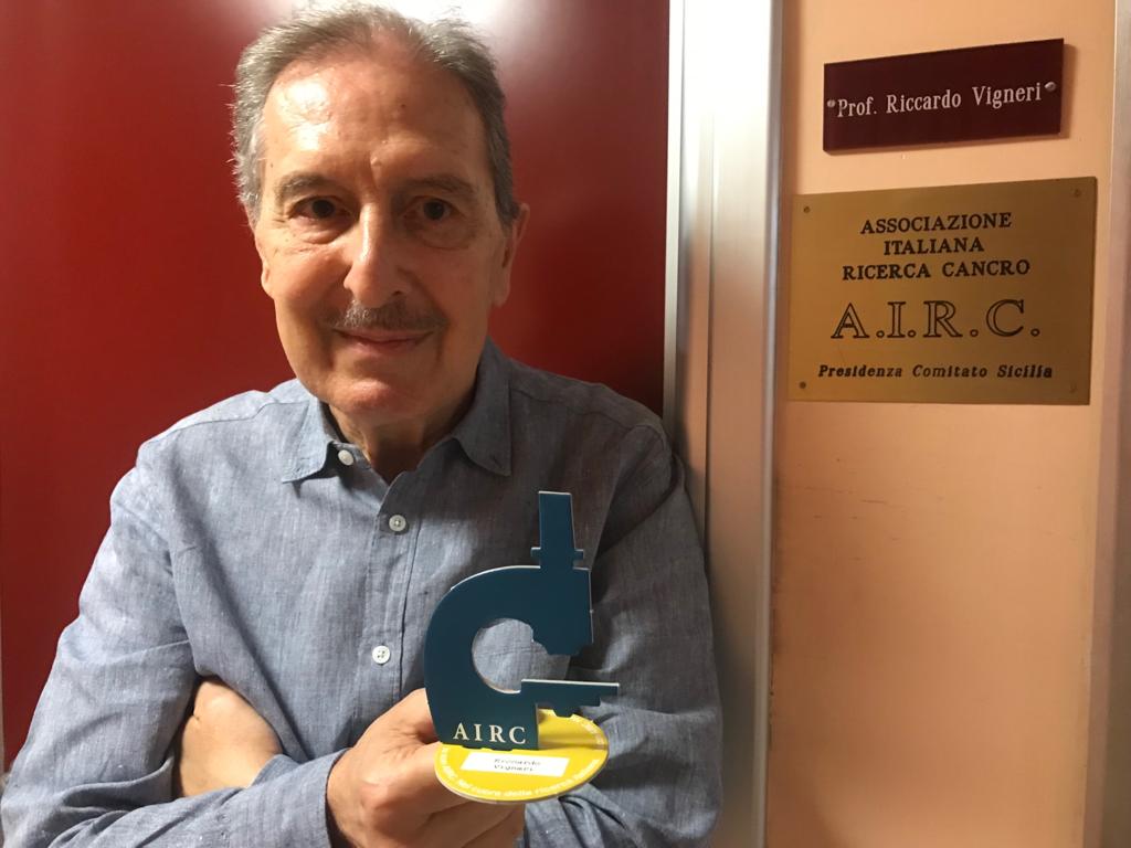 Cancro, per la Festa della Mamma torna l’Azalea dell’Airc﻿