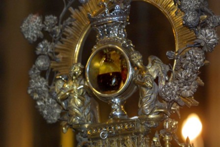 Miracolo a Napoli, si è sciolto il sangue di San Gennaro