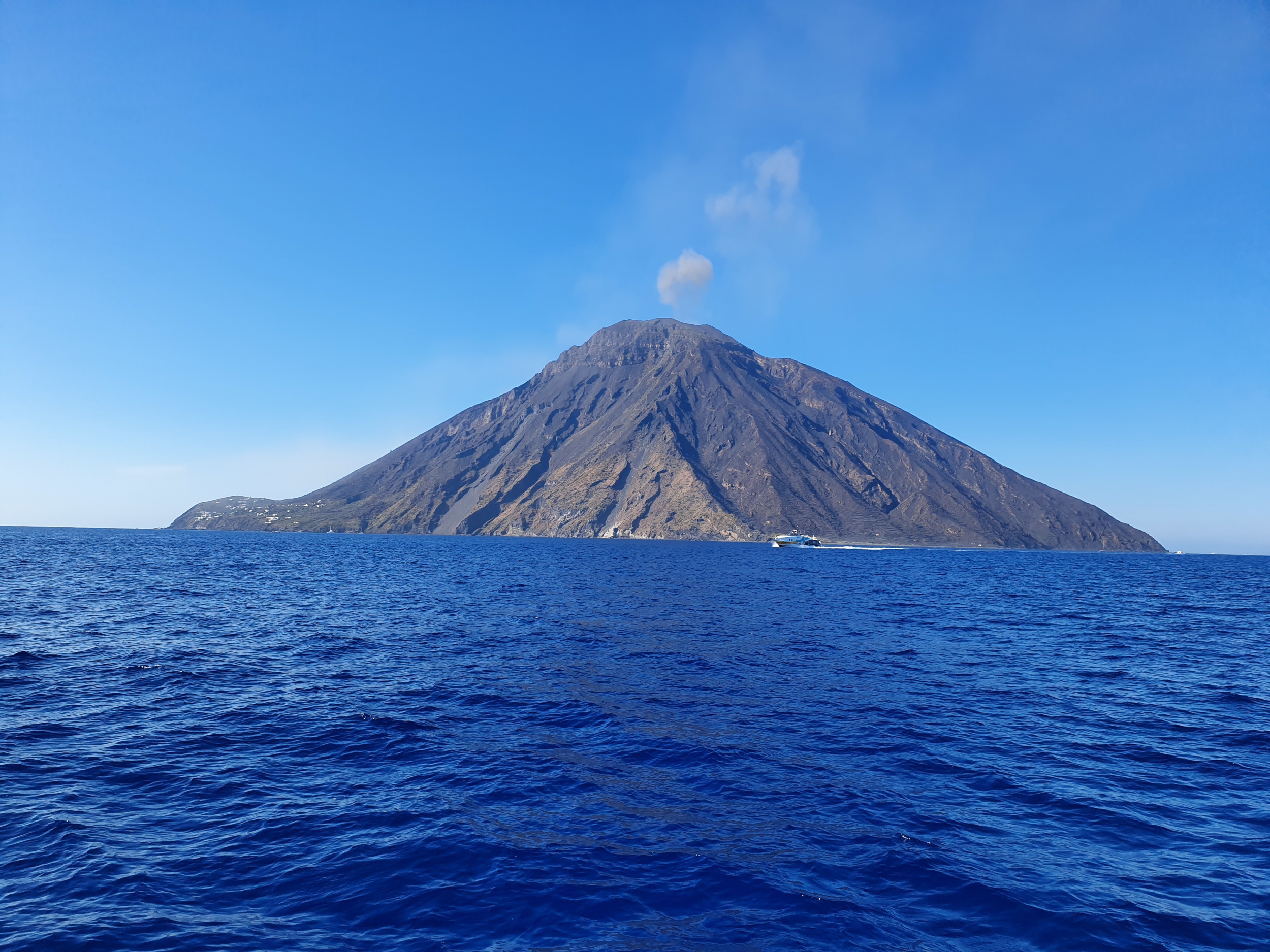 Vulcano-Stromboli, si adegua il piano di Protezione civile