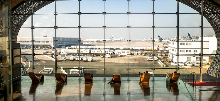 Coppie internazionali, tutte le regole per fare ingresso in Italia