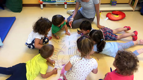 Scuola, green pass, “almeno un’ora di attesa per i genitori dei figli alla materna”