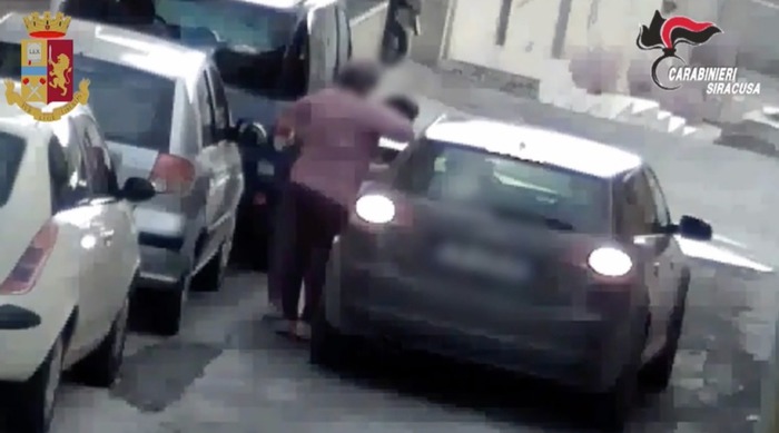 Mafia, blitz nel Siracusano contro il clan Trigila