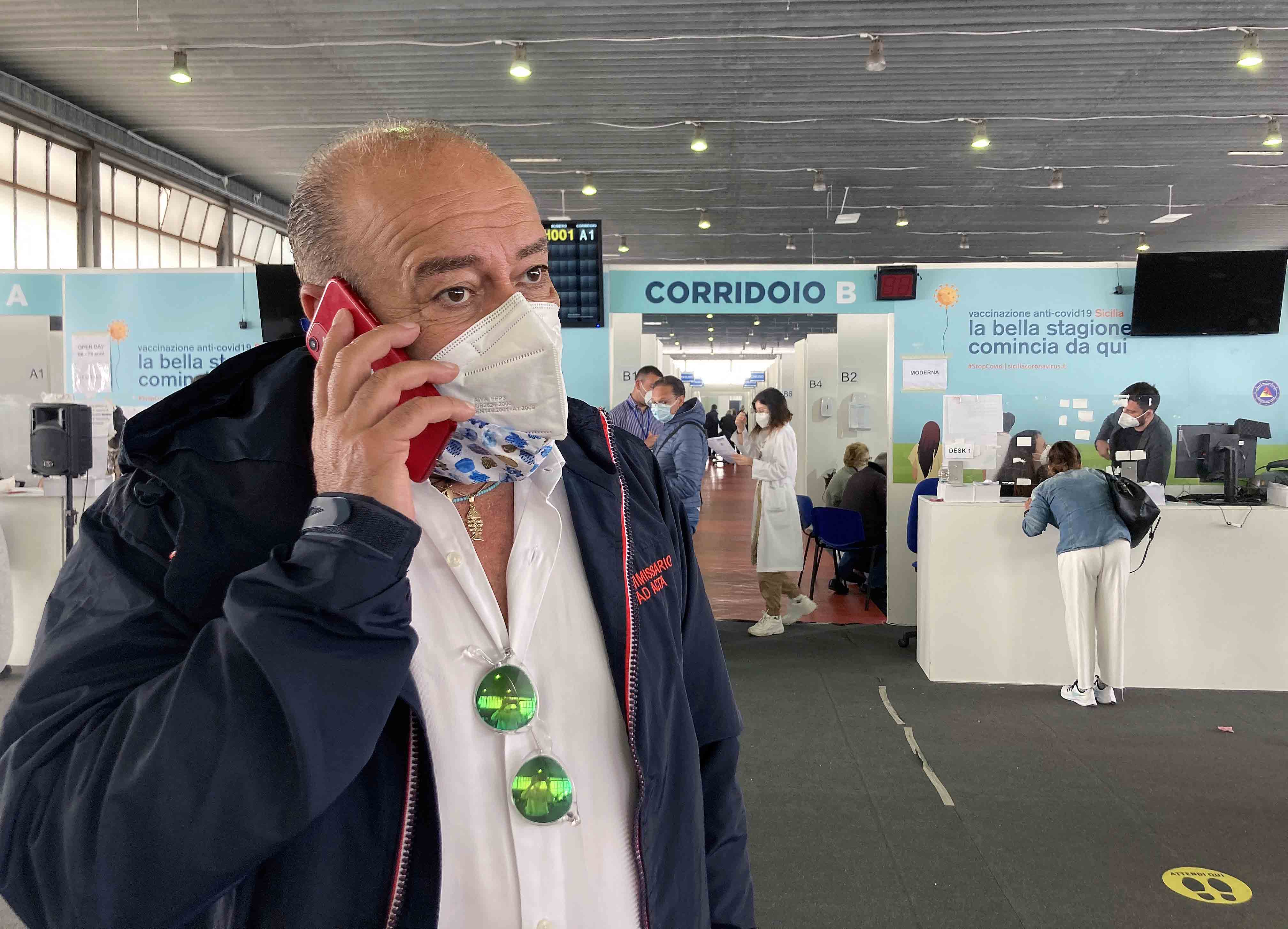 Costa, “In Sicilia ospedali pieni colpa dei no vax, Omicron al 75%”