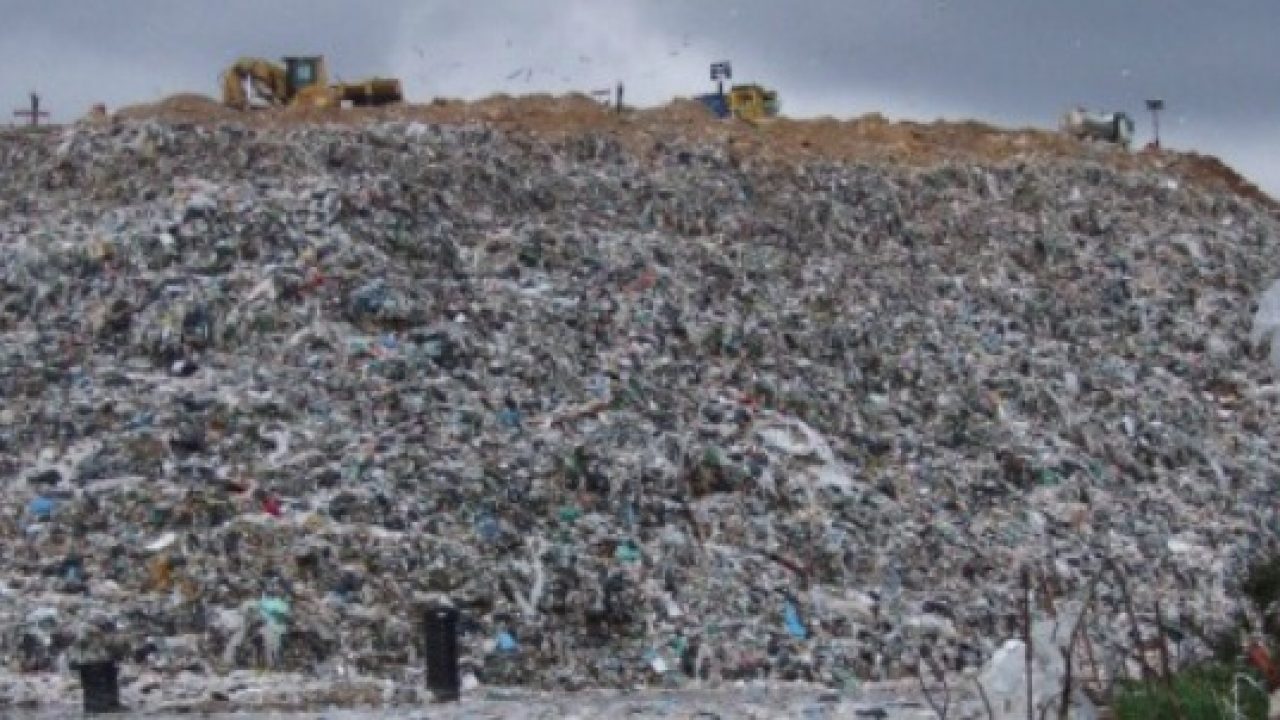 Traffico di rifiuti, arresti in quattro regioni italiane