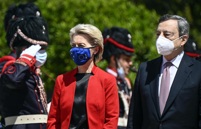 Covid, Draghi, “Occorre vaccinare tutto il mondo”