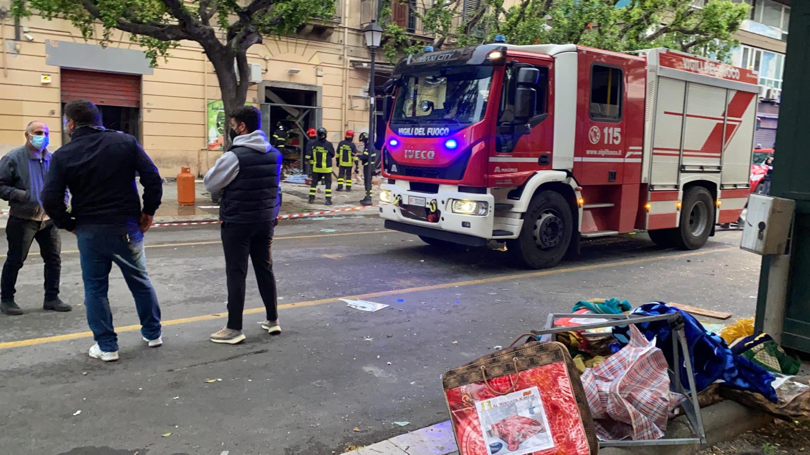 Esplosione vicino la stazione di Palermo, cinque feriti