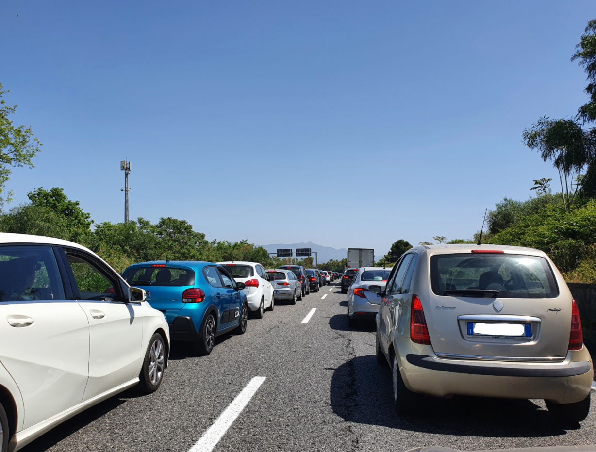 Taormina e Palermo, come un’odissea e turisti bloccati per ore in autostrada