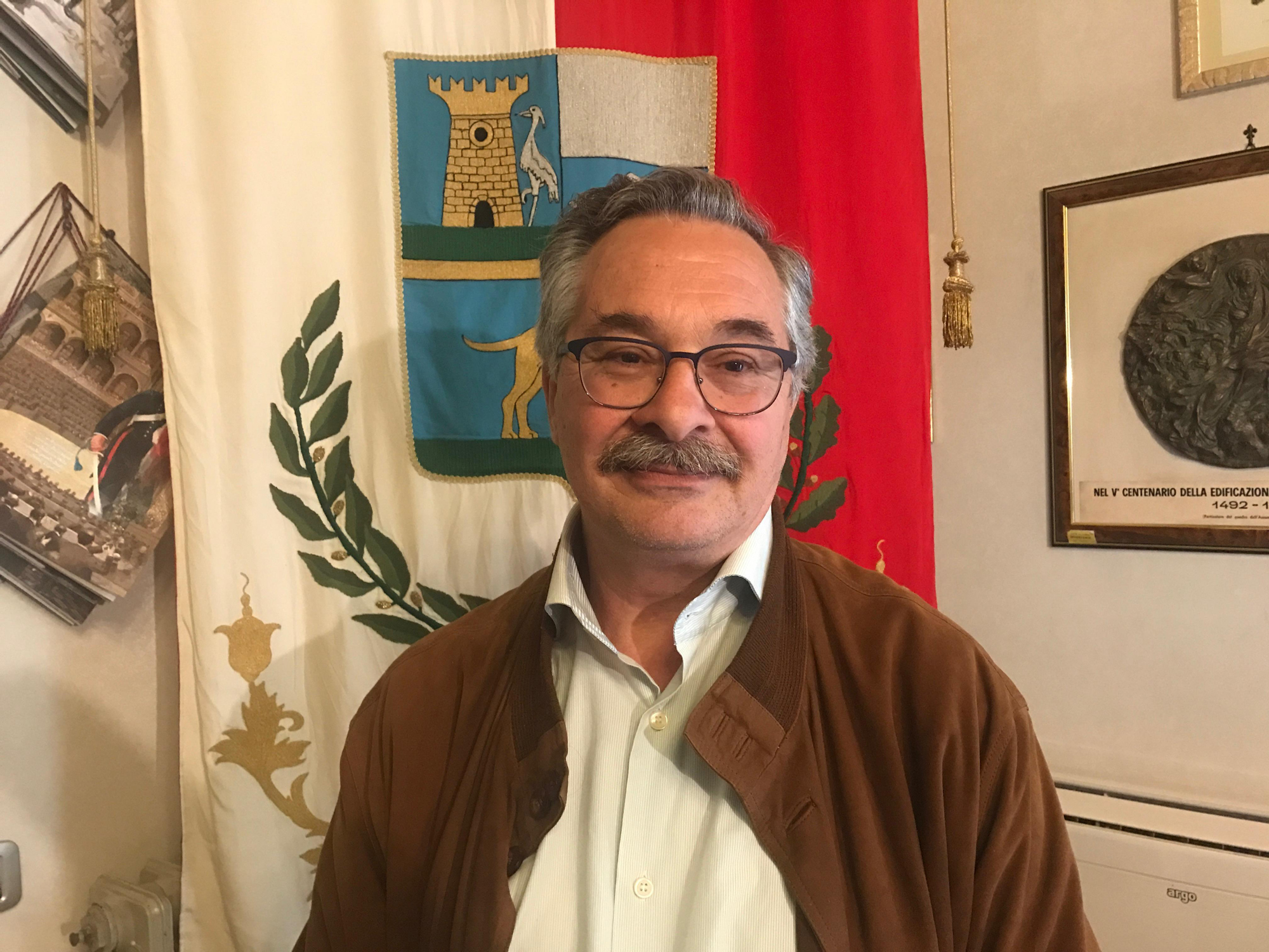 Galleria foto 'Abusi edilizi, ennesimo duello in Sicilia tra chi vuole buttarli giù e chi sanarli' - foto 3