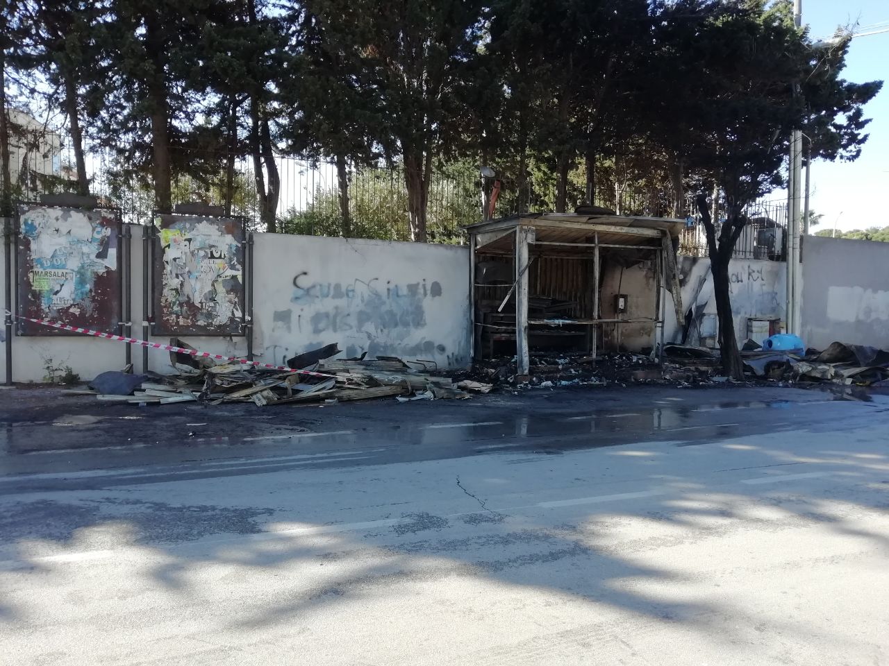 Marsala, incendio distrugge storico chiosco vendita di panelle