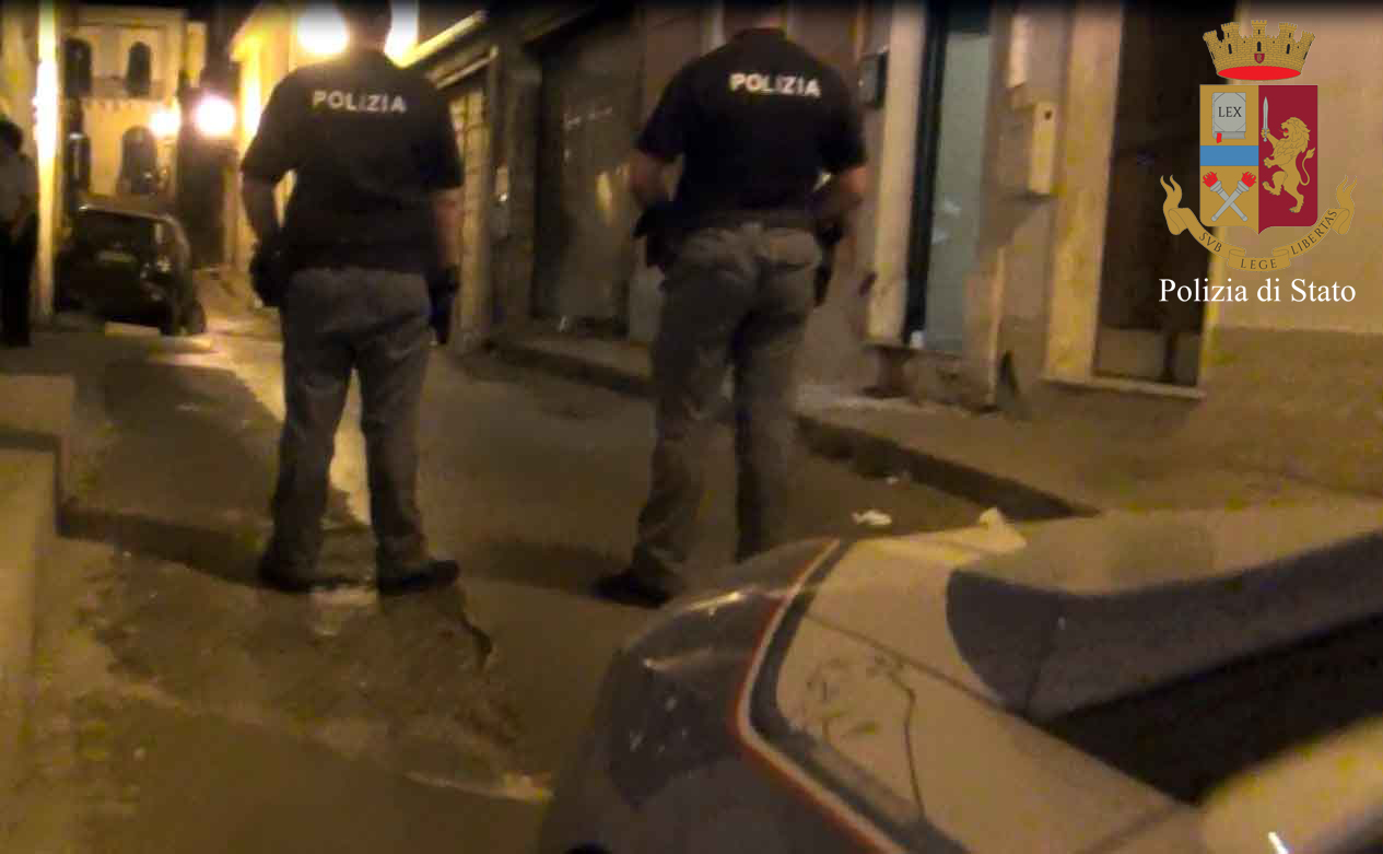 Cadavere tra i rifiuti a Vittoria, nell’Ibleo, forse è omicidio