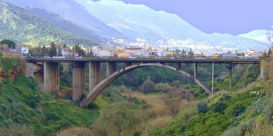 Ponte Corleone a Palermo, dopo caos riapre temporaneamente corsia