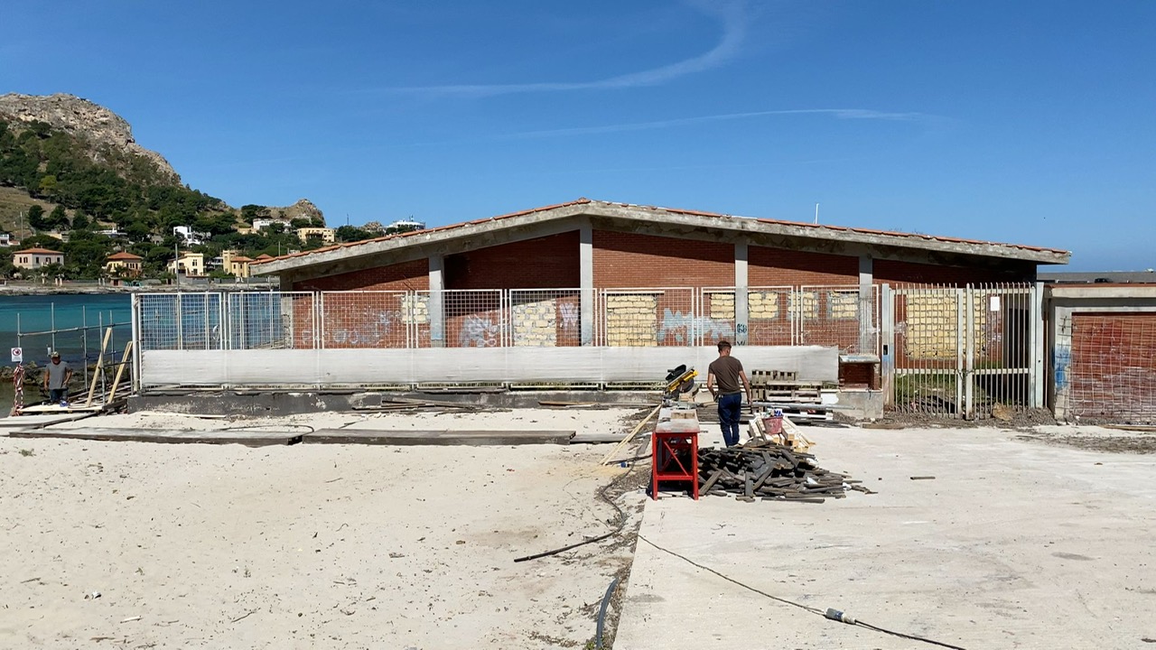 Palermo, l’Ecomostro di Sferracavallo sarà (finalmente) abbattuto