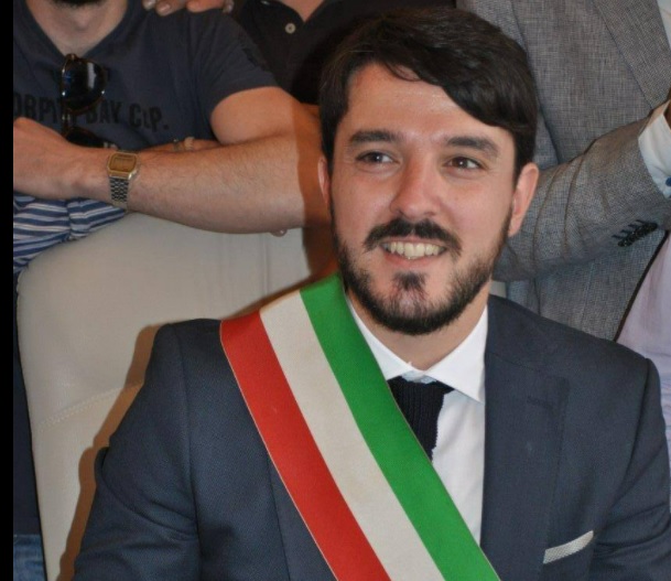 Il Sindaco di Lentini minacciato di morte in dirette social