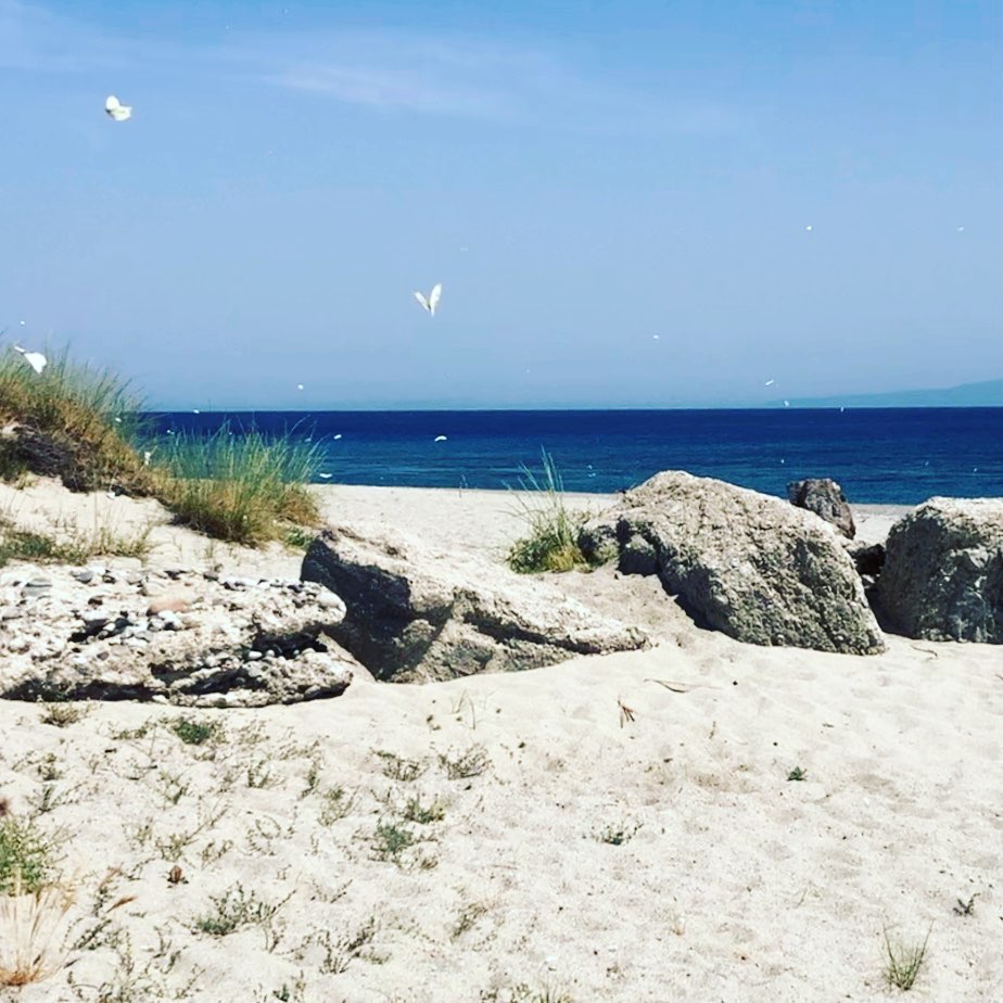 Messina, tanta voglia di mare, i lidi sono pronti al rilancio