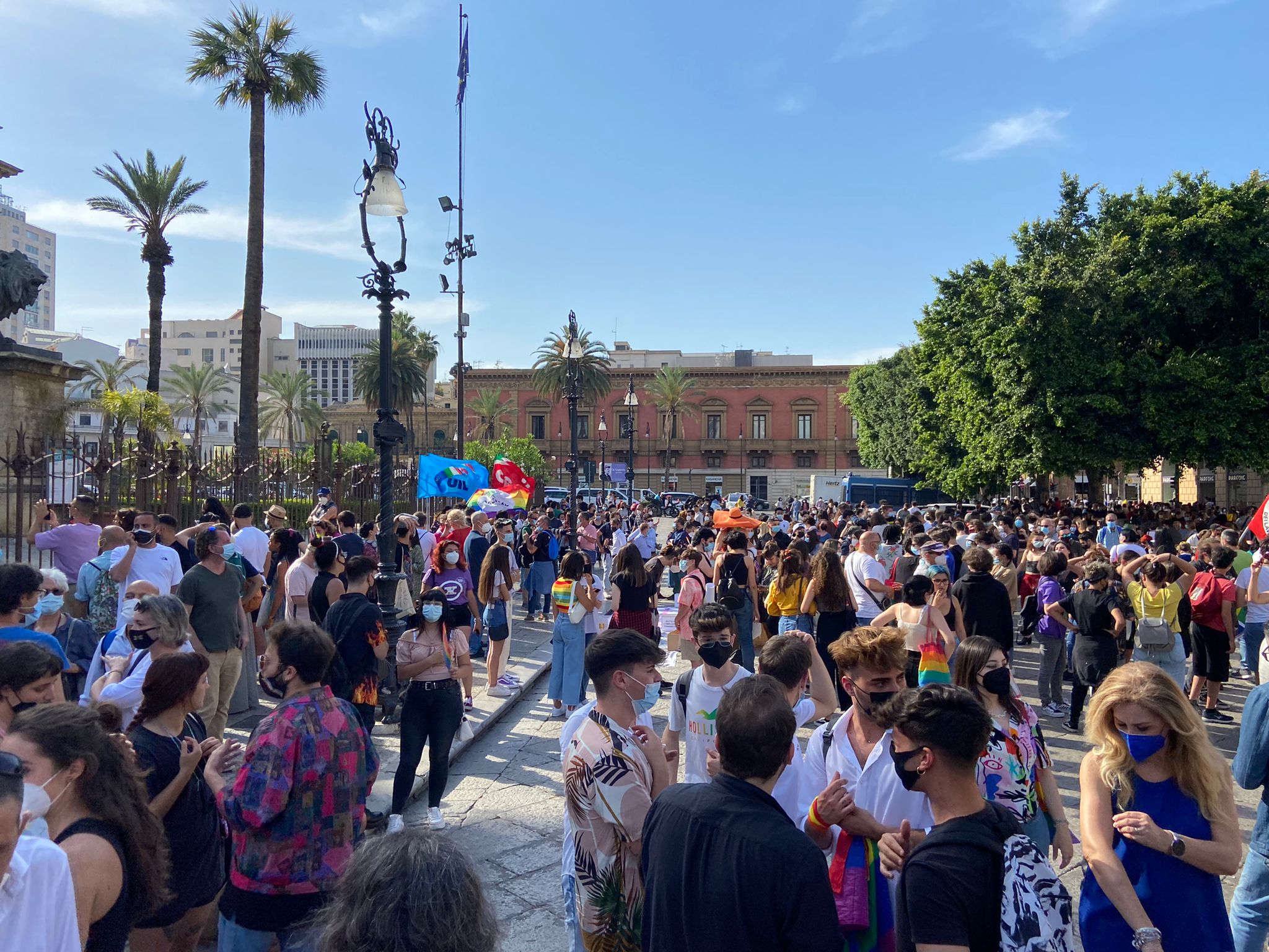 Palermo, aggressione coppia gay, le proteste della comunità Lgbt