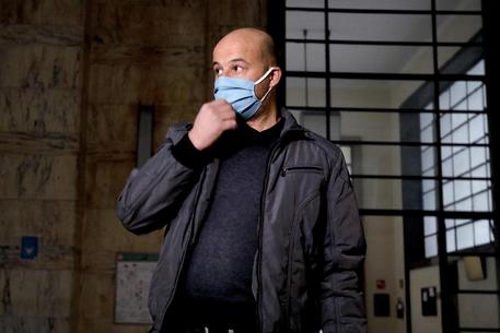 Strage di Erba, chiesta condanna di Azouz, marito e padre vittime Strage di Erba, chiesta condanna di Azouz, marito e padre vittime