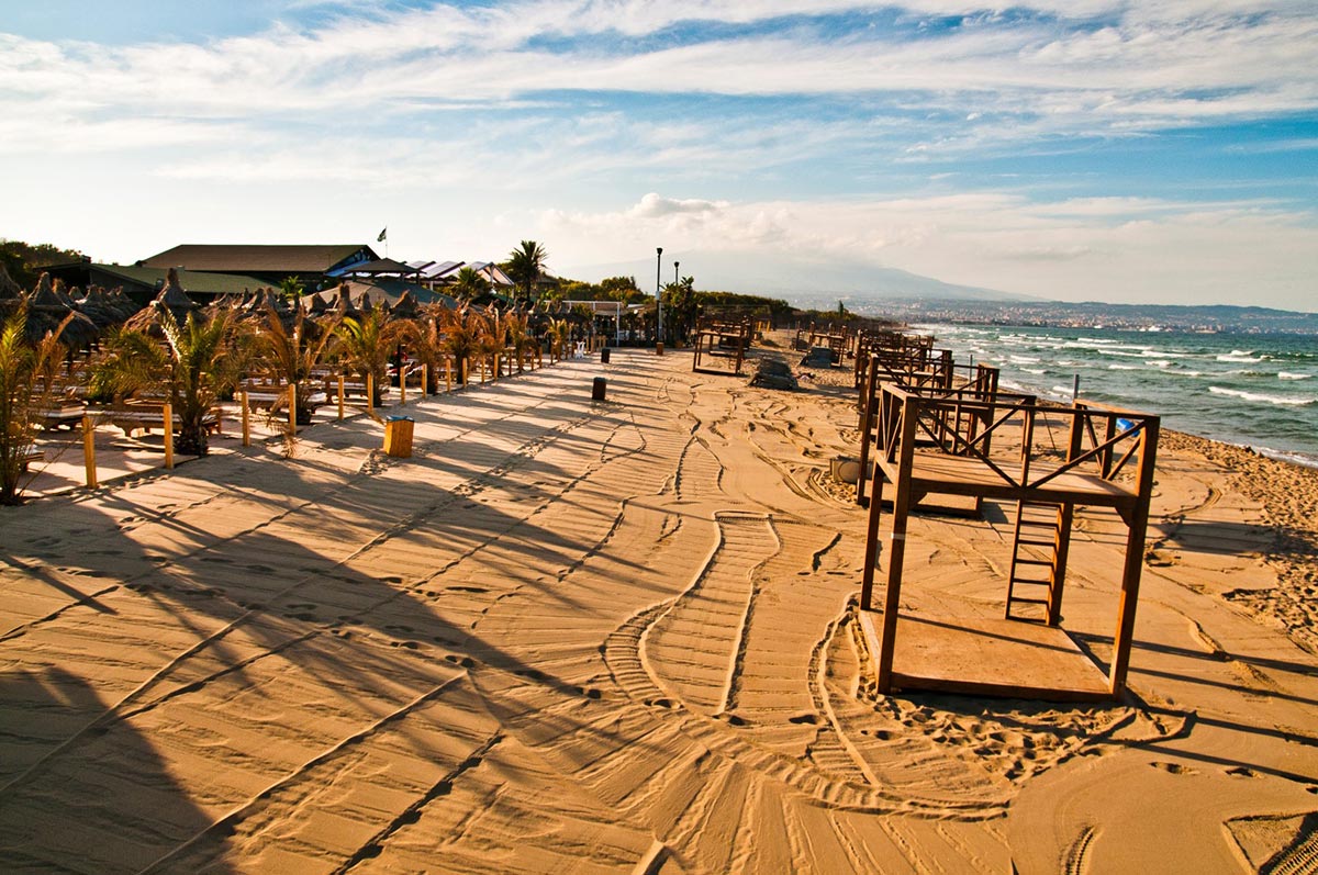Lido “Le Capannine”, addio a Salvatore Raciti: malore fatale, inutile la corsa in ospedale