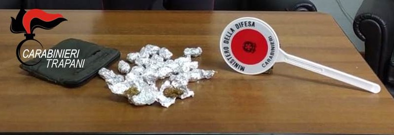 Alcamo, due arresti, sequestrata cocaina e marijuana