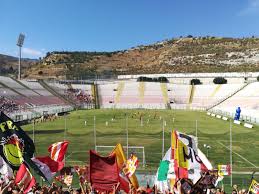 Violenza sessuale, indagati due calciatori del Messina