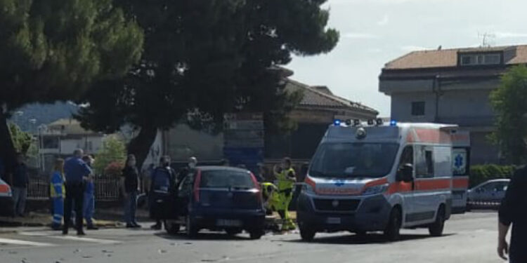 Incidente mortale a Santa Maria di Licodia, morto un ventenne