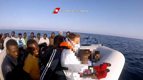 Migranti, in carcere presunto scafista tunisino di sbarco di Augusta