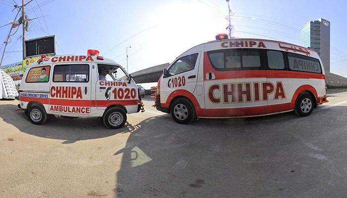 Pakistan, sale a oltre 90 morti bilancio attentato moschea Peshawar