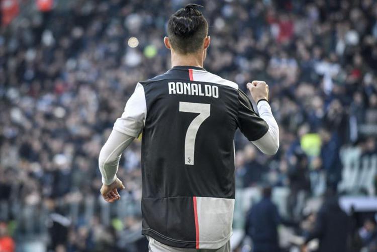 Juventus, ancora nessuna offerta per Ronaldo, il City valuta