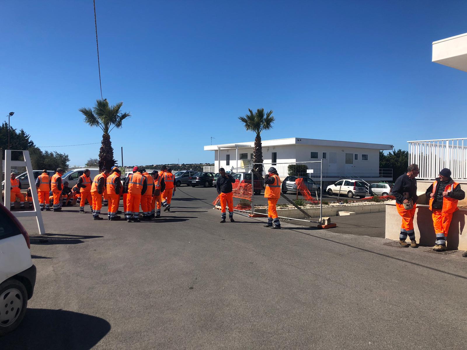 Modica, lavoratori Igm esasperati: ultimo stipendio ad aprile