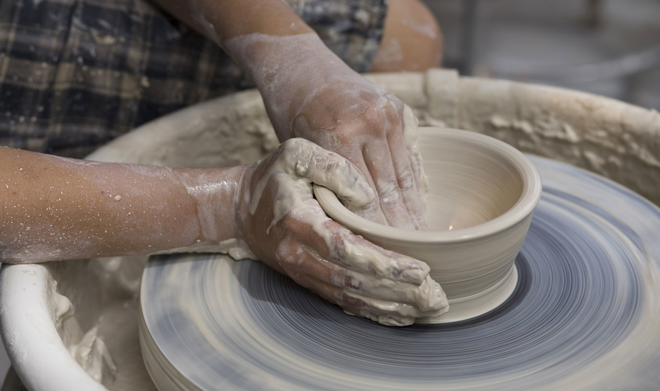 Artigianato “rosa”, in Sicilia  la Regione riapre bando e progetti