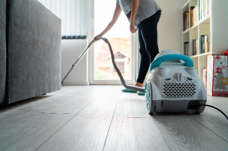 Donne e lavoro domestico,  il Covid cancella gli stereotipi