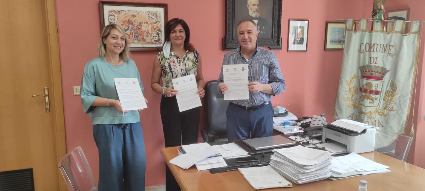 Lotta alla violenza sulle donne, Aragona si schiera in prima linea