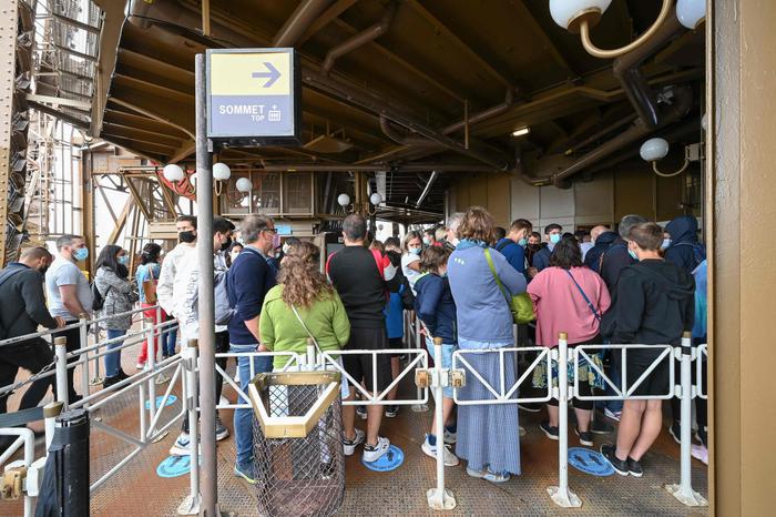 Covid, impennata casi “variante Delta” in Gran Bretagna e Francia