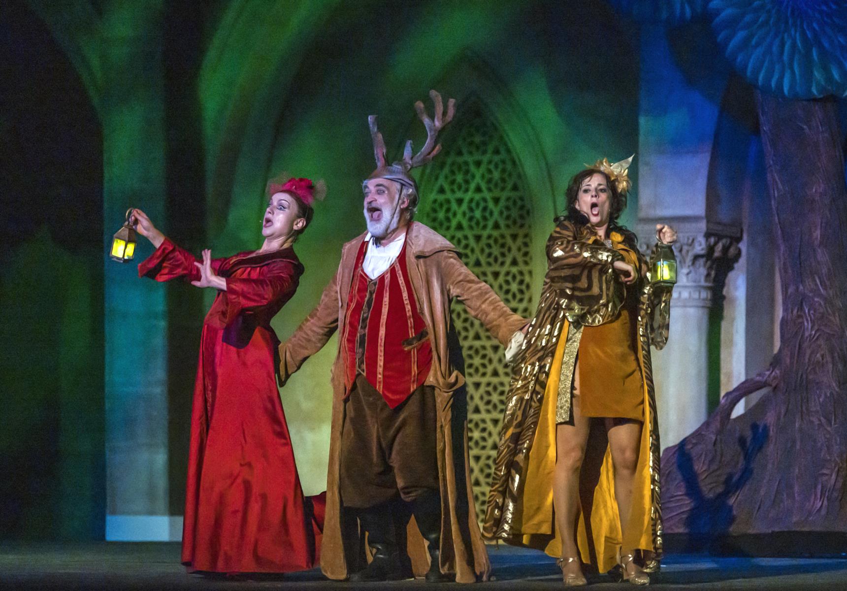 Teatro, far “vedere” le Comari ai non vedenti