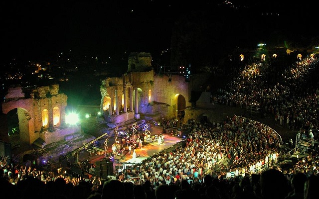 Effetto Green pass, per paura ripercussioni annullati concerti in Sicilia