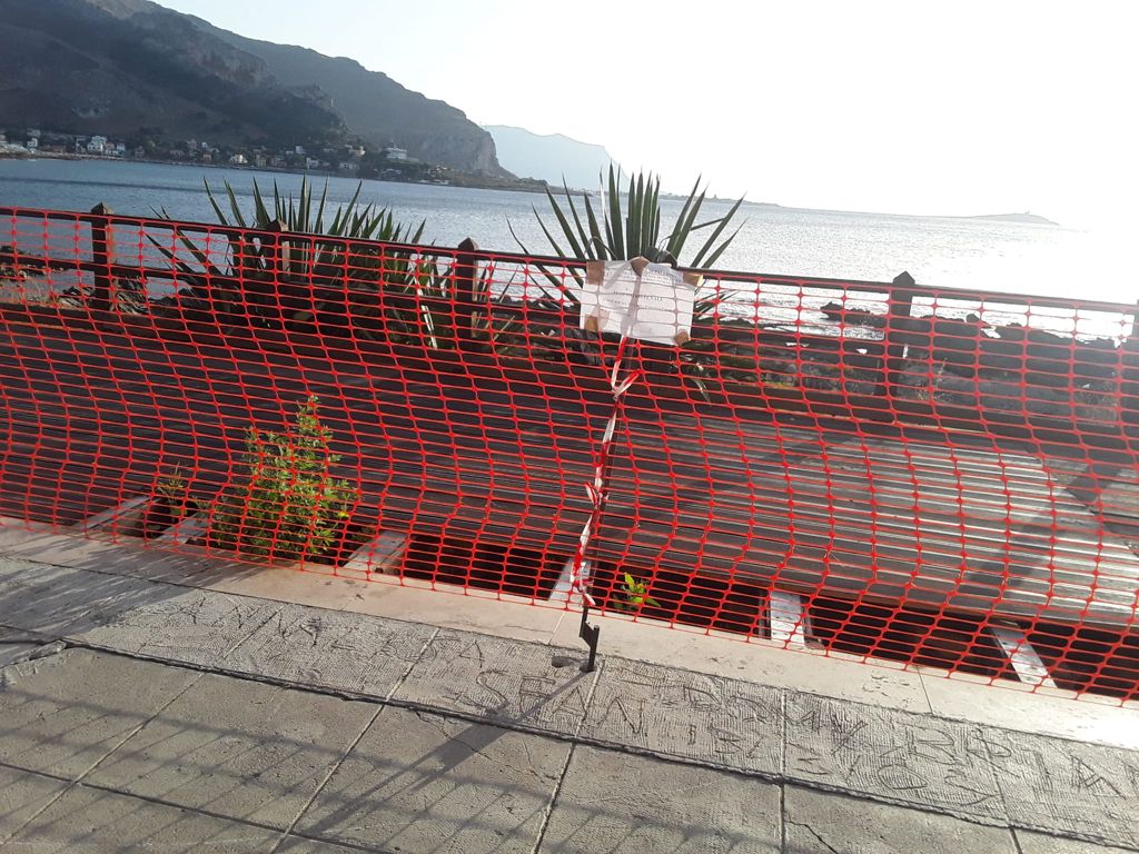 Palermo, sequestrata la pedane in legno a Barcarello