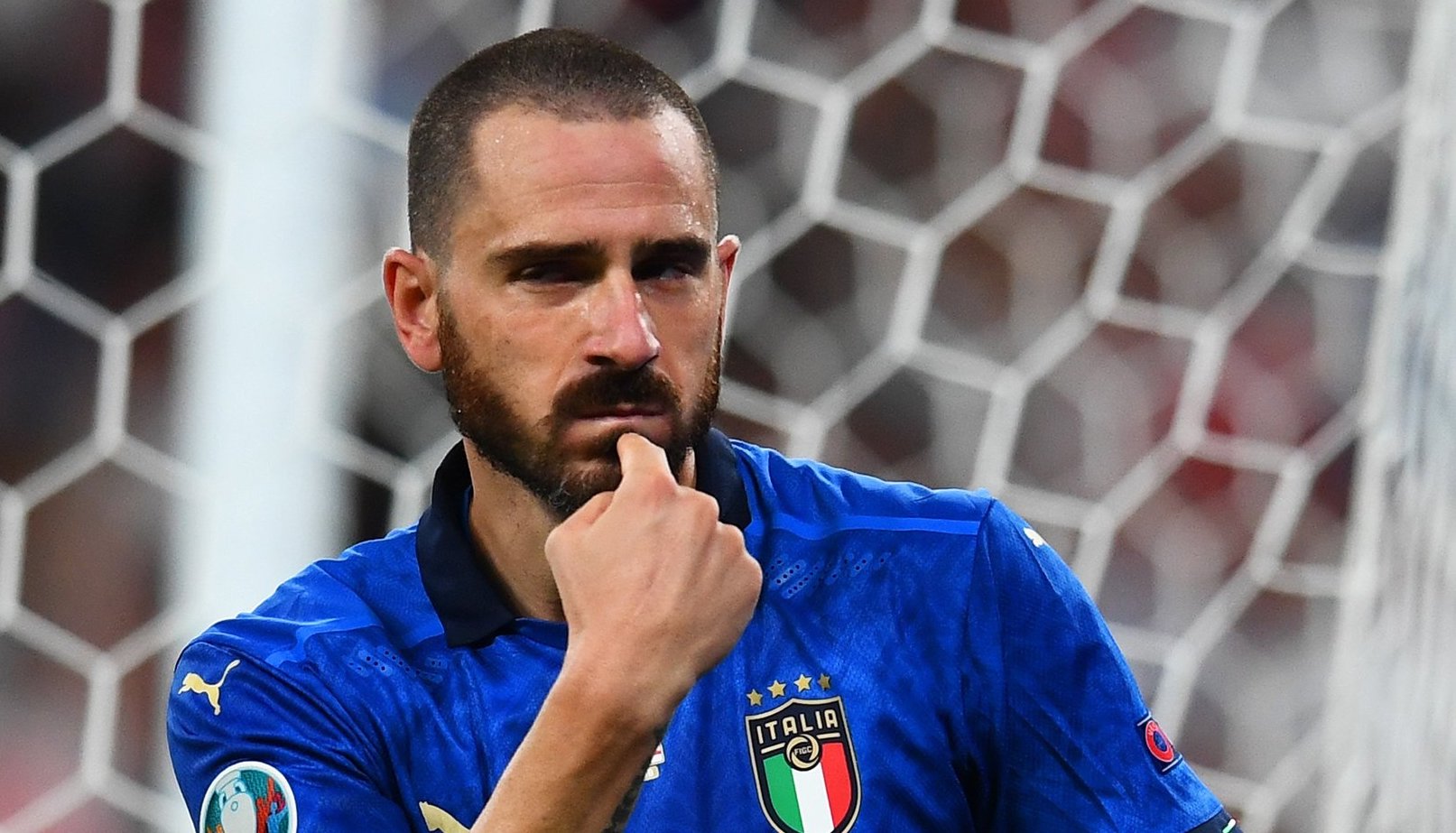 Bonucci avverte CR7 “Tanto lo sa che le prende…”
