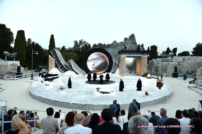 Teatro, l’inverno della Giustizia e della Ragione a Siracusa