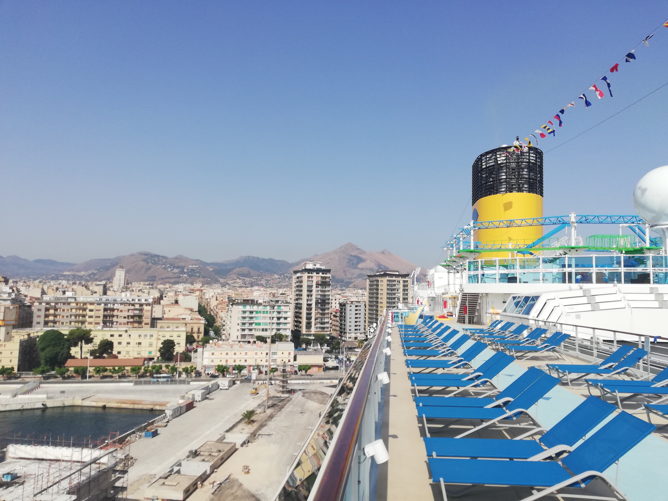 Crociere, primo scalo a Palermo per Costa Firenze