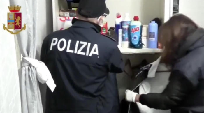Droga, operazione della Polizia a Messina, dieci arresti