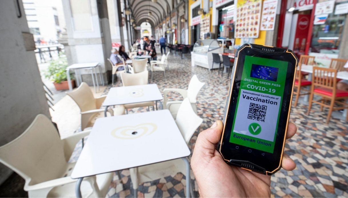 Green pass, cosa ne pensano gli imprenditori e gli esperti del settore?