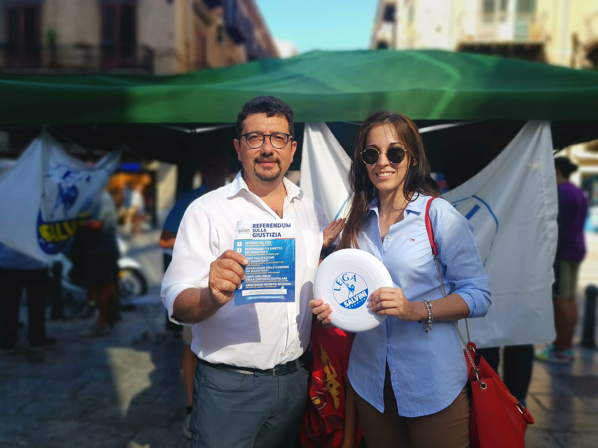 Lega, a Palermo raccolta firma per la giustizia