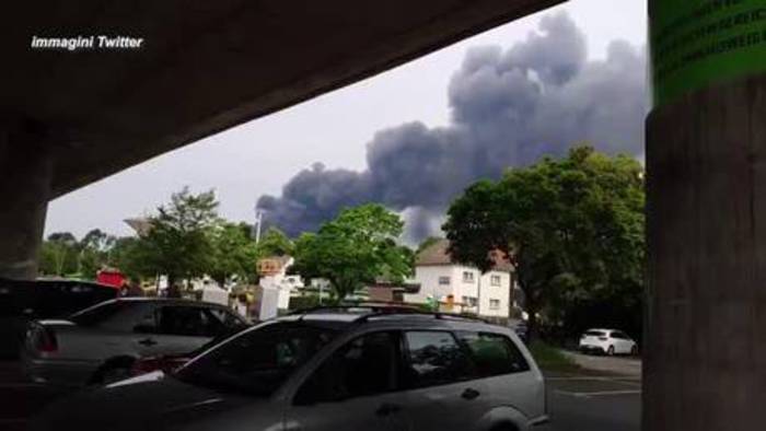 Esplosione in un impianto chimico in Germania, 5 dispersi e 2 feriti Esplosione in un impianto chimico in Germania, 5 dispersi e 2 feriti