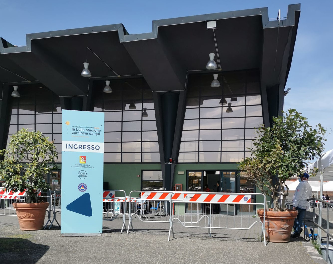 Covid, terza dose del vaccino da settembre, si inizia dai fragili