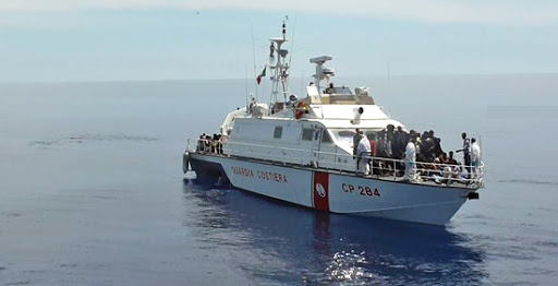 280 migranti sbarcano a Porto Empedocle durante la notte: aperta un’inchiesta