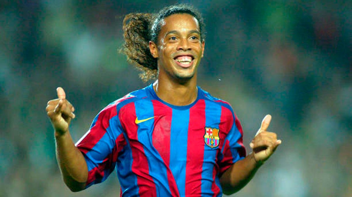 Ronaldinho è arrivato in Sicilia, ecco perché