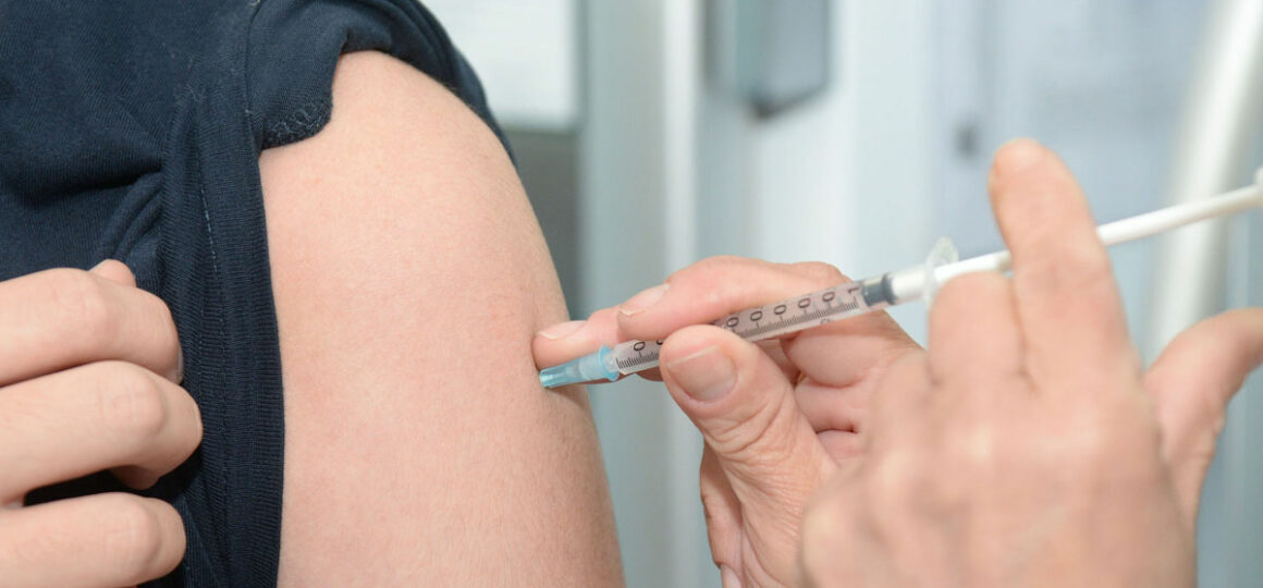 Dottoressa fingeva di vaccinare, denunciata, sospetta frode per ottenere Green pass