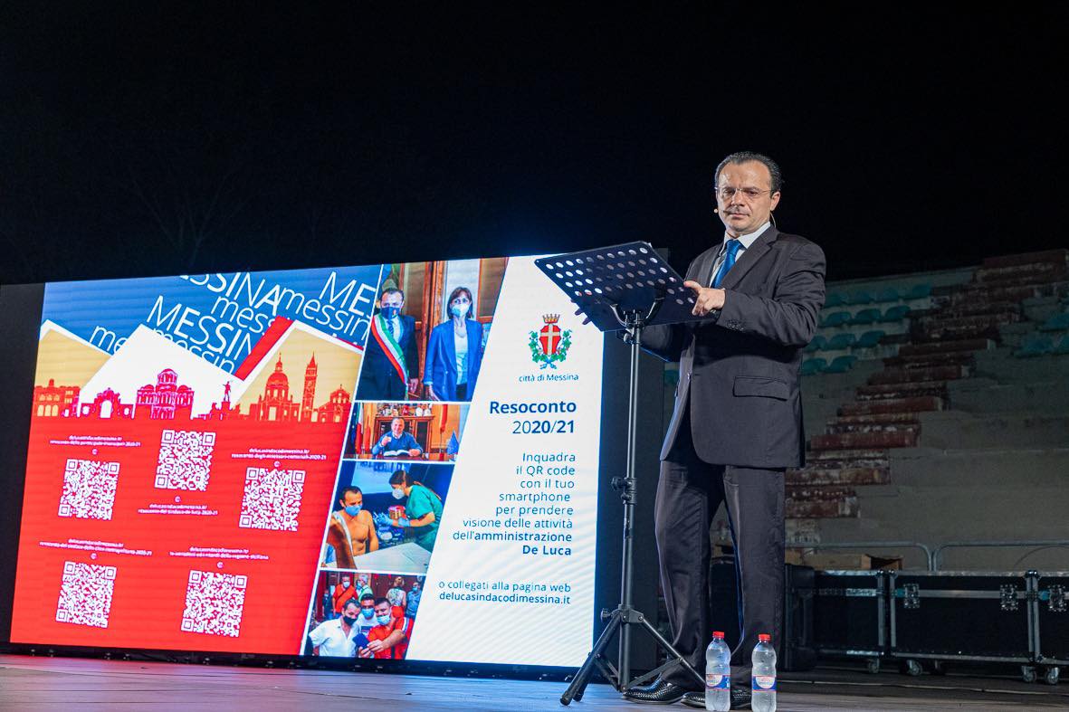 De Luca promuove il suo lavoro e già punta a Palazzo d’Orleans