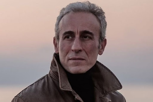 Teatro, Aronica indaga sui sette “Vizi” capitali